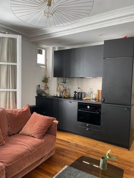 Bel Haussmannien Proche Montmartre Apartment